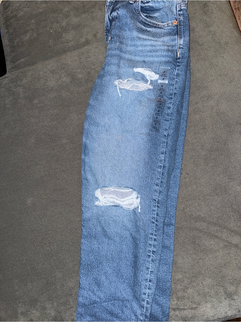 American Eagle Outfitters women Blue Relaxed Fit Distressed Jeans - Picture 8 of 8